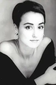 Yvonne Suhor